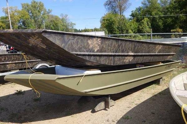 16 ft 2014 Lowe Roughneck 1650 new Jon boat $4,199 in Marne, Michigan (MI)