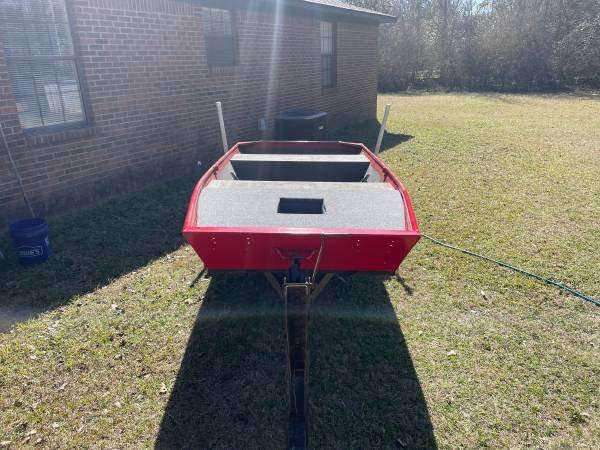 Sale used jon boat 12ft $1,300 in Goshen, AL