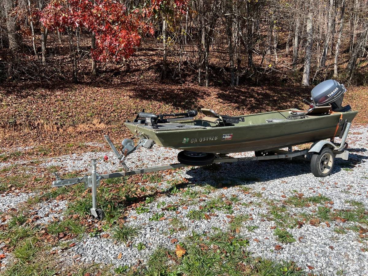 Excellent used jon boat with 15hp Yamaha 4,500 in Atlanta, GA Jon