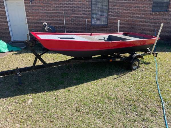 Sale used jon boat 12ft $1,300 in Goshen, AL